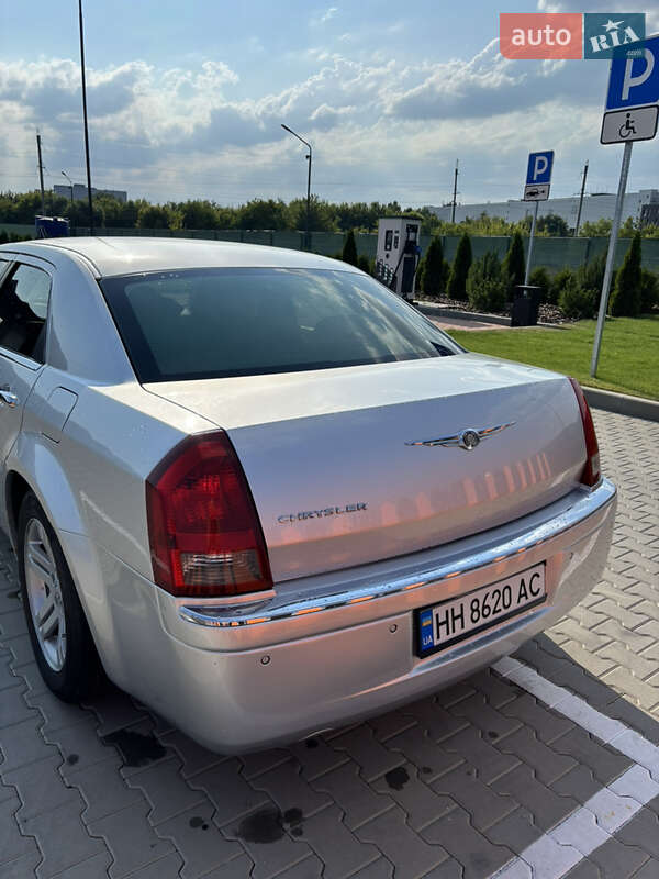 Седан Chrysler 300C 2005 в Вінниці