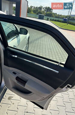 Седан Chrysler 300C 2005 в 