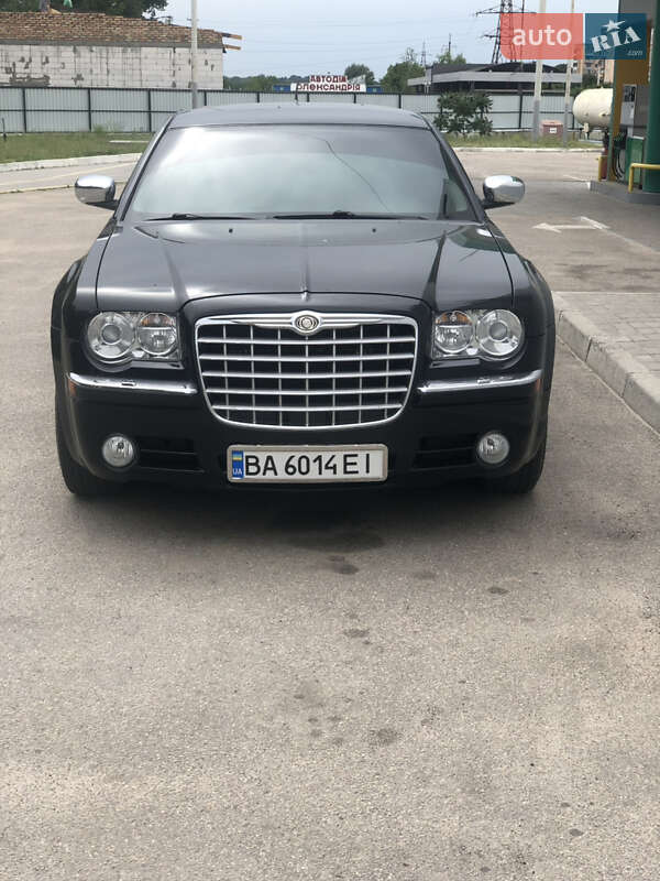 Седан Chrysler 300C 2008 в 
