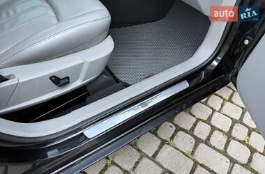 Седан Chrysler 300C 2006 в 