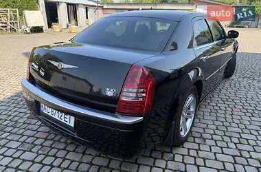 Седан Chrysler 300C 2006 в 