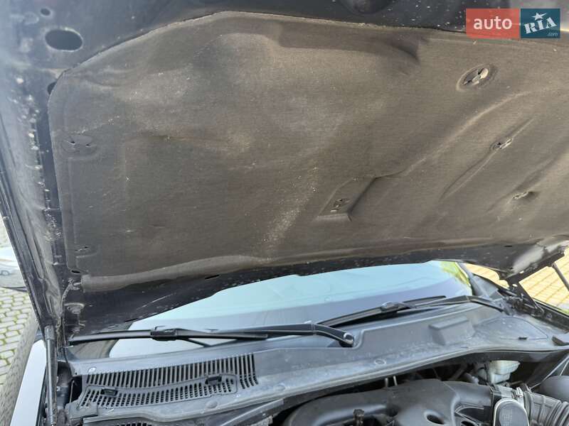 Седан Chrysler 300C 2006 в Шептицькому
