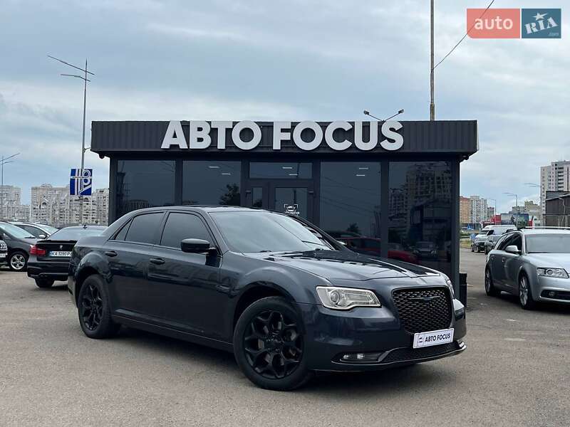 Chrysler 300C 2017