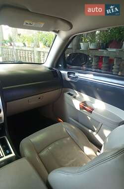 Седан Chrysler 300C 2004 в 