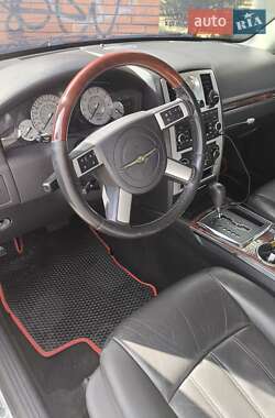 Седан Chrysler 300C 2008 в 