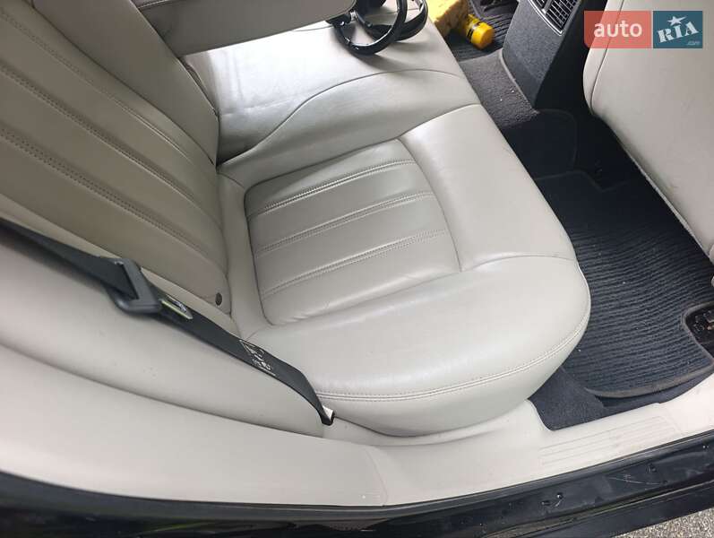 Седан Chrysler 300C 2006 в Хмельницком фото 39 Седан Chrysler 300C 2006 в Хмельницком