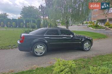 Седан Chrysler 300C 2006 в 
