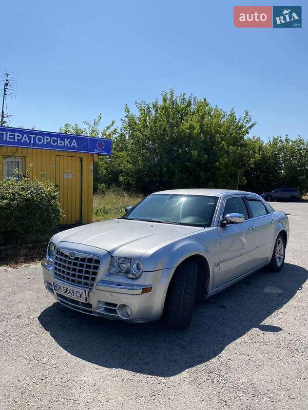 Седан Chrysler 300C 2005 в Здолбунове фото 4 Седан Chrysler 300C 2005 в Здолбунове