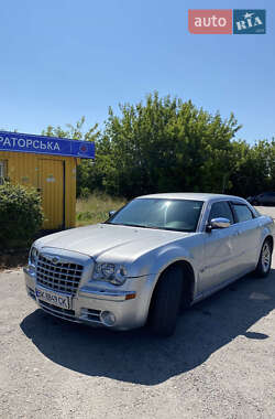 Седан Chrysler 300C 2005 в 