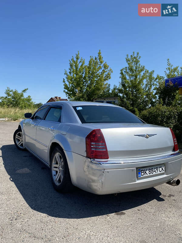 Седан Chrysler 300C 2005 в Здолбунове фото 6 Седан Chrysler 300C 2005 в Здолбунове
