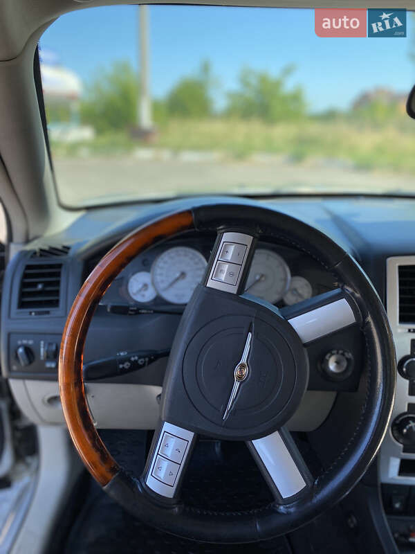 Седан Chrysler 300C 2005 в Здолбунове фото 17 Седан Chrysler 300C 2005 в Здолбунове