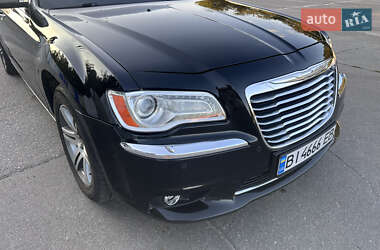 Седан Chrysler 300C 2011 в 