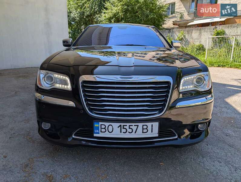 Chrysler 300C 2012