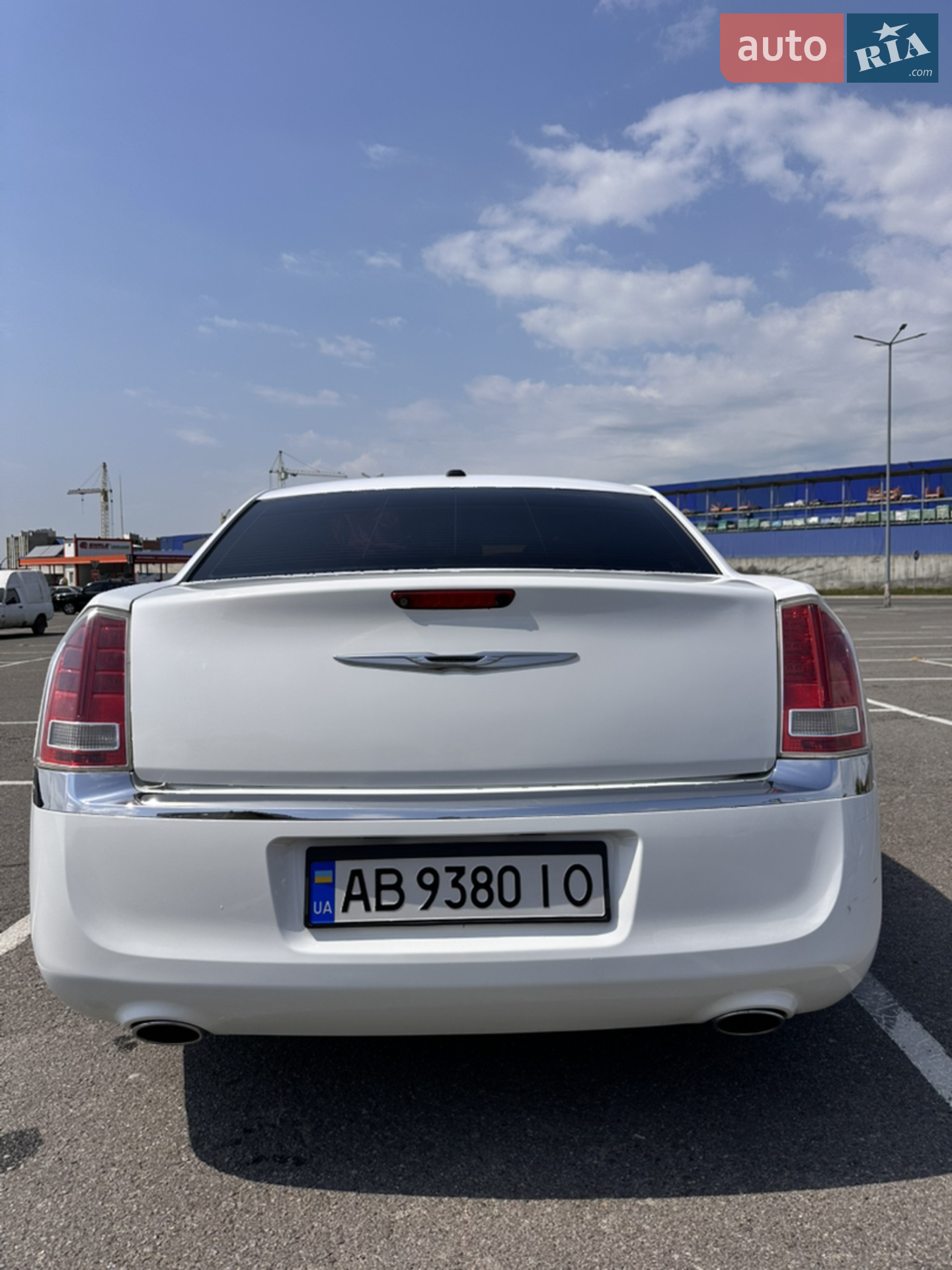 2014 Chrysler 300C - мініатюра 9