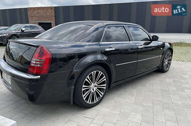 Седан Chrysler 300C 2006 в 