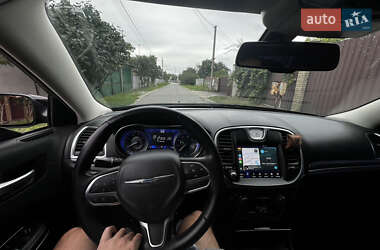 Седан Chrysler 300C 2019 в 