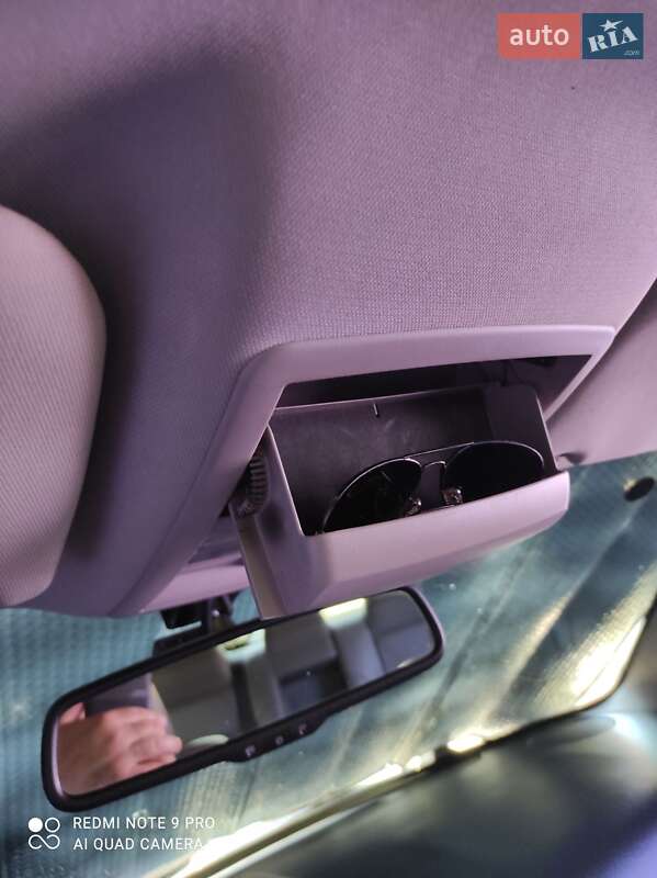 Седан Chrysler 300C 2005 в Гайсину фото 9 Седан Chrysler 300C 2005 в Гайсину