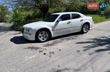 Седан Chrysler 300C 2005 в 