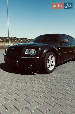 Универсал Chrysler 300C 2005 в Черновцах