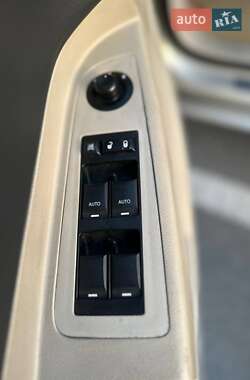 Седан Chrysler 300C 2007 в 