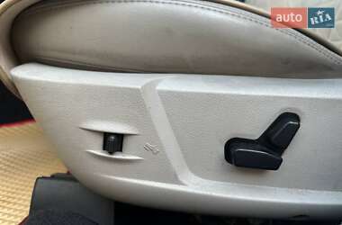 Седан Chrysler 300C 2007 в 