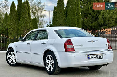 Седан Chrysler 300C 2005 в 