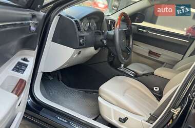 Седан Chrysler 300C 2005 в 