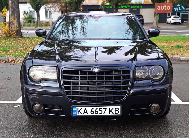 Седан Chrysler 300C 2004 в Києві фото 5 Седан Chrysler 300C 2004 в Києві