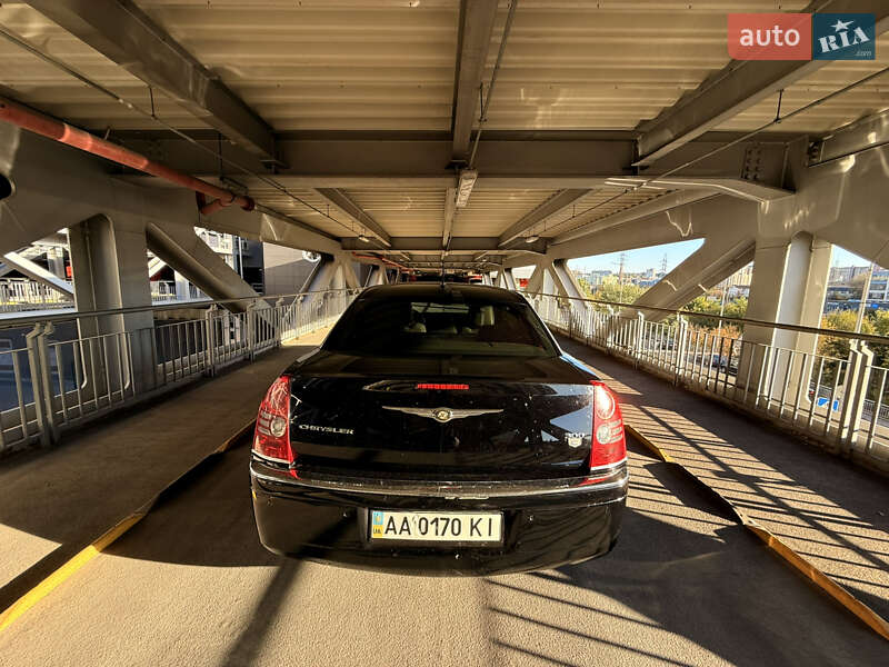 Седан Chrysler 300C 2008 в Києві фото 4 Седан Chrysler 300C 2008 в Києві