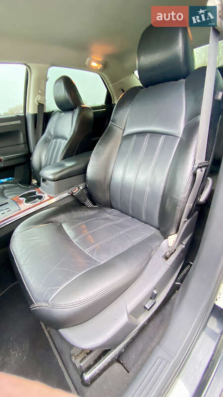 Седан Chrysler 300C 2008 в Львові фото 21 Седан Chrysler 300C 2008 в Львові