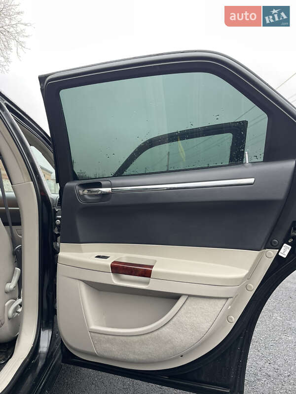 Седан Chrysler 300C 2005 в Житомирі фото 10 Седан Chrysler 300C 2005 в Житомирі