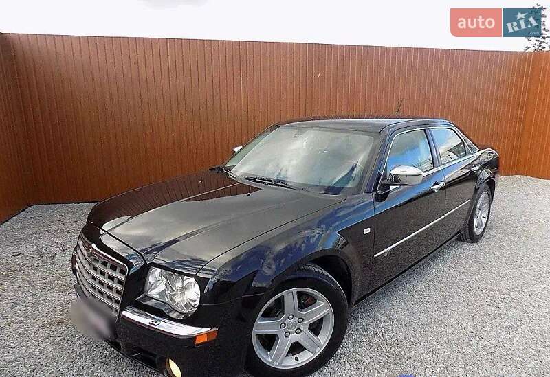 Седан Chrysler 300C 2006 в Киеве