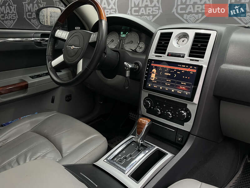 Седан Chrysler 300C 2006 в Києві фото 11 Седан Chrysler 300C 2006 в Києві