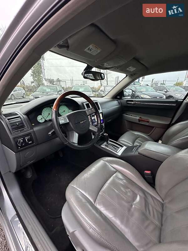 Универсал Chrysler 300C 2004 в Белогородке фото 33 Универсал Chrysler 300C 2004 в Белогородке