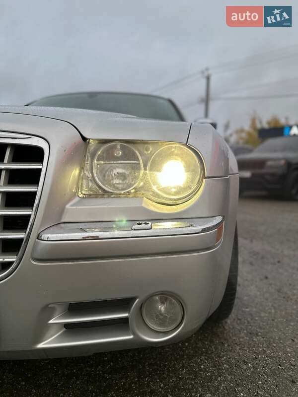 Универсал Chrysler 300C 2004 в Белогородке фото 4 Универсал Chrysler 300C 2004 в Белогородке