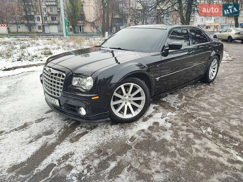 Седан Chrysler 300C 2006 в Днепре