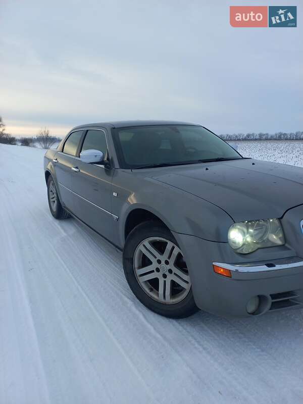 Седан Chrysler 300C 2006 в Желтых Водах