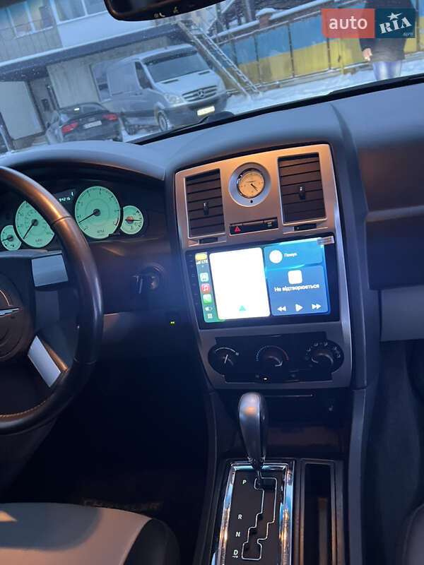 Седан Chrysler 300C 2006 в Черновцах фото 33 Седан Chrysler 300C 2006 в Черновцах