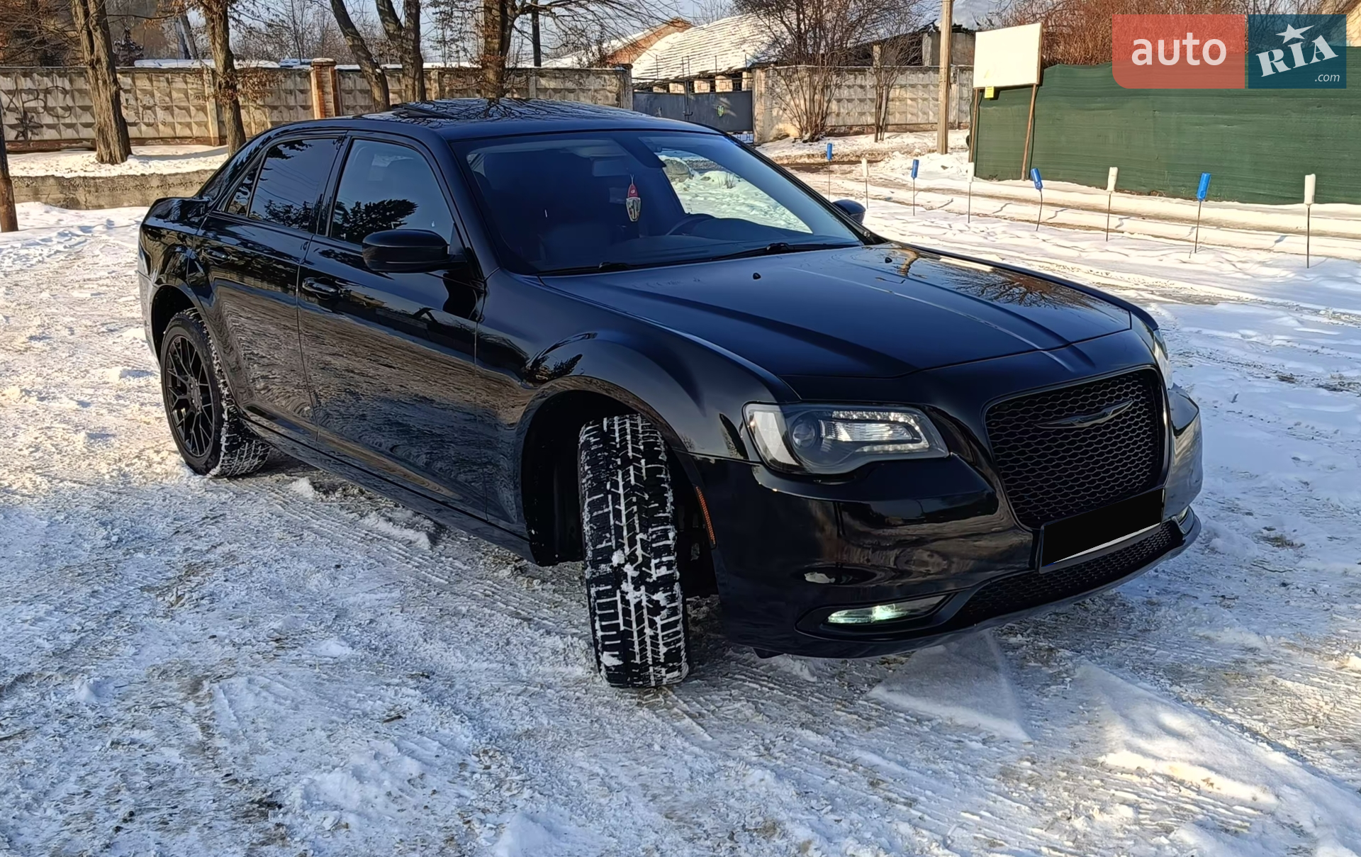 2017 Chrysler 300C - мініатюра 3