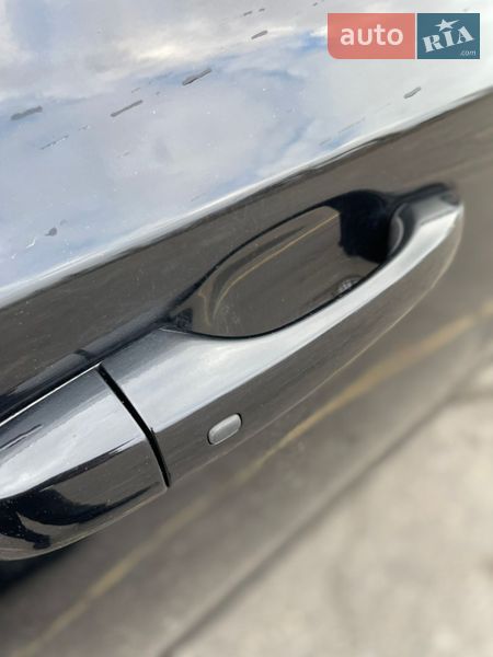 Седан Chrysler 300C 2015 в Києві