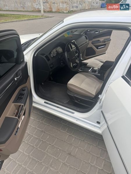 Седан Chrysler 300C 2008 в Одессе