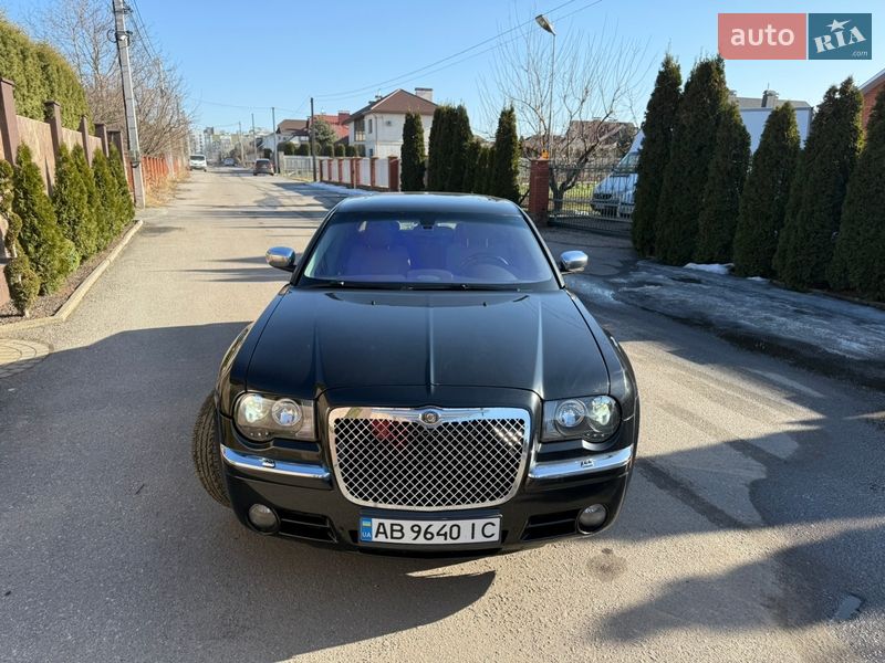Седан Chrysler 300C 2005 в Виннице