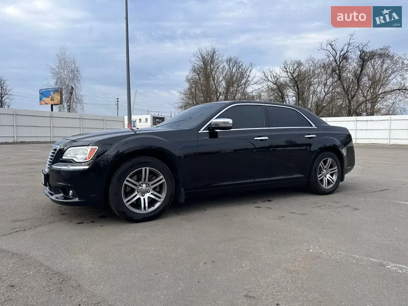 Chrysler 300C 2011 VIN 2C3CCAEG9CH142416 фото оголошення 4 з 45