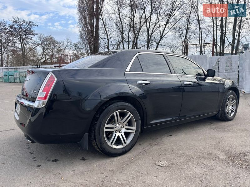 Седан Chrysler 300C 2011 в Кременчуге фото 9 Седан Chrysler 300C 2011 в Кременчуге