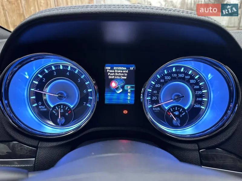 Chrysler 300C 2011 VIN 2C3CCAEG9CH142416 фото оголошення 14 з 45