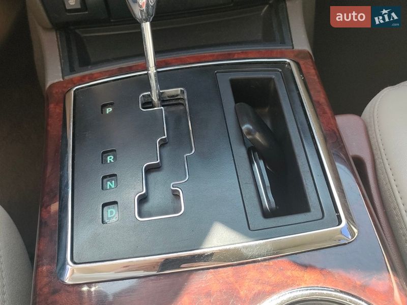 Седан Chrysler 300C 2007 в Киеве