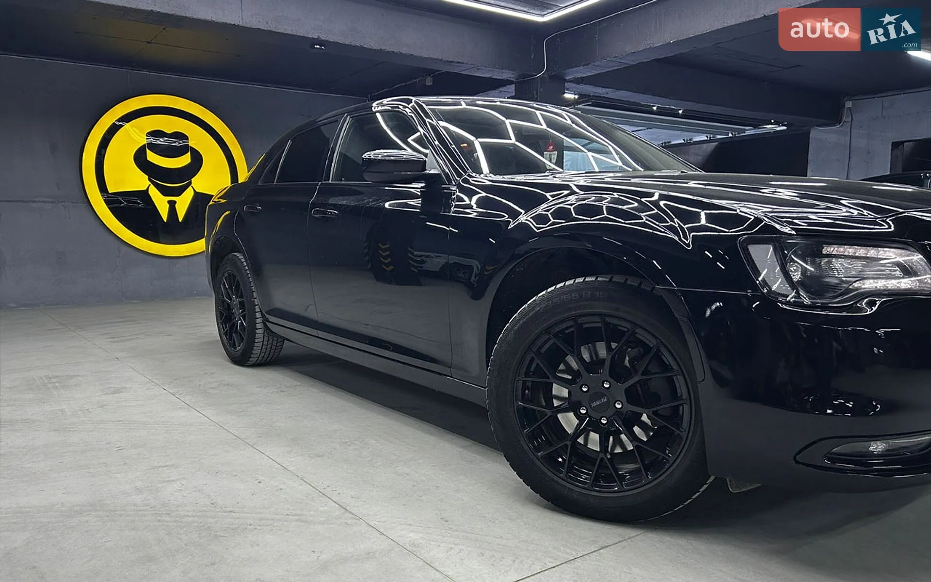 2017 Chrysler 300C - мініатюра 2