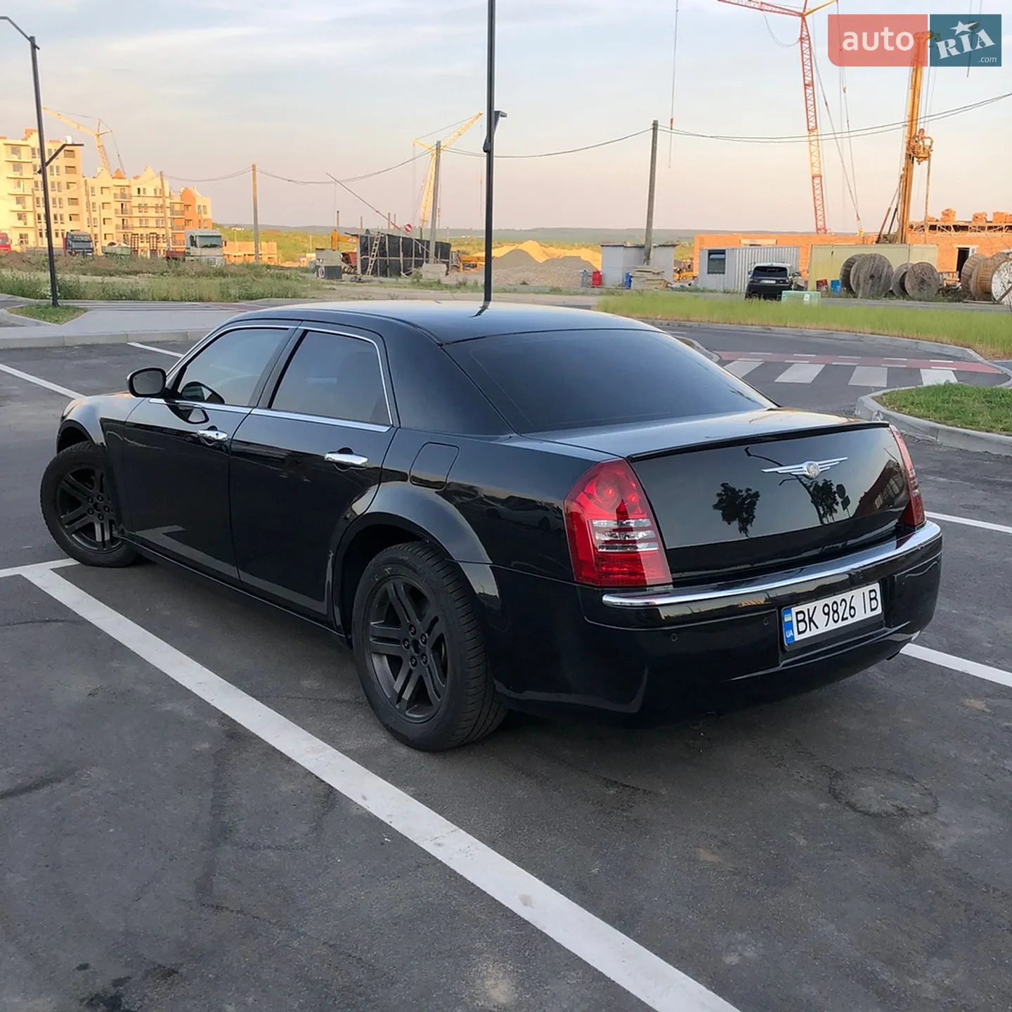 Chrysler 300C 2005 VIN 1C3AAB3R45H561239 фото оголошення 4 з 11