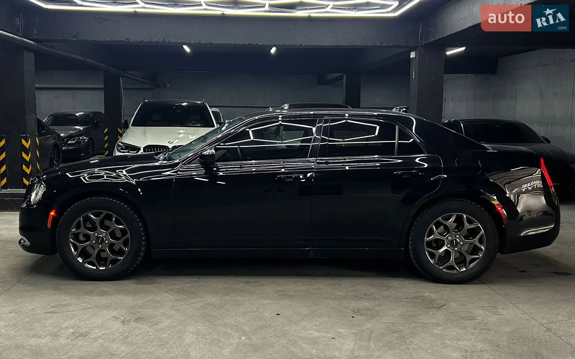 2015 Chrysler 300C - мініатюра 6