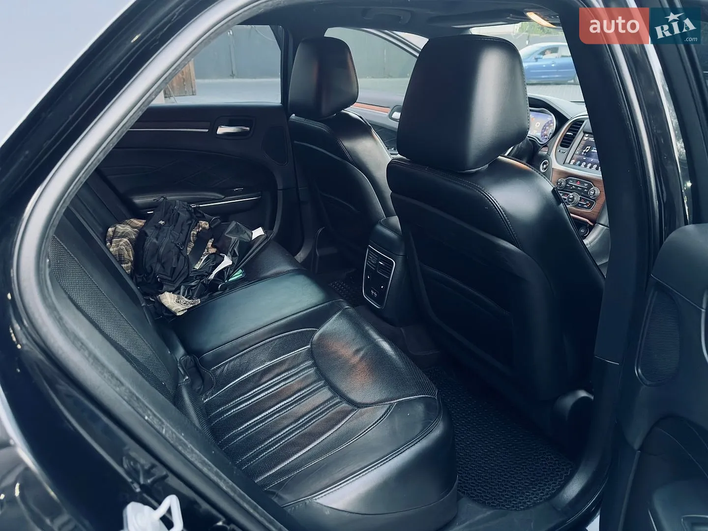 2016 Chrysler 300C - мініатюра 12